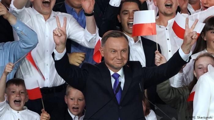 دیوان عالی لهستان نتیجه انتخابات را تأیید کرد
